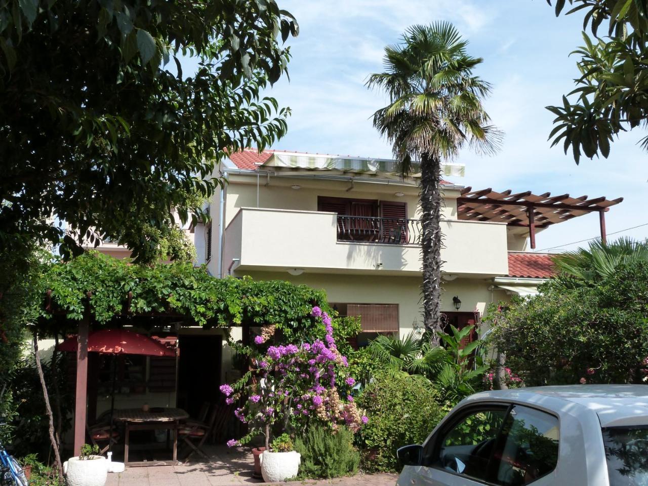 Apartments Eva Sukošan エクステリア 写真